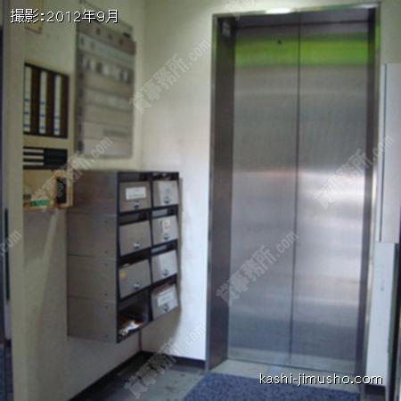 エレベーターホール 