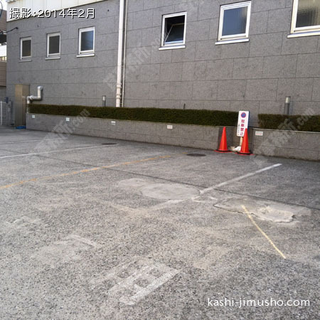 ビル内駐車場