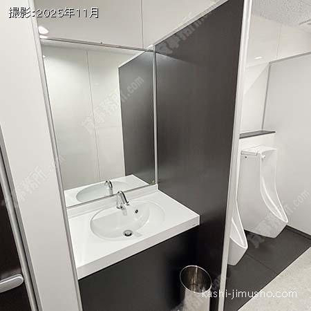 男性トイレ 男性トイレ