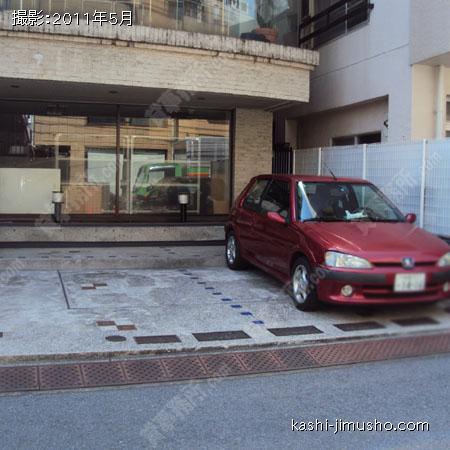  駐車場