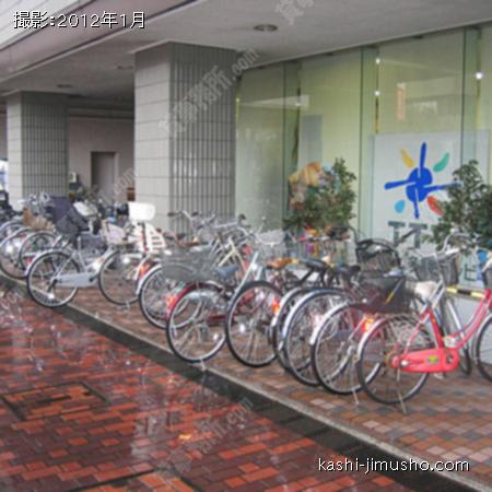  駐輪場