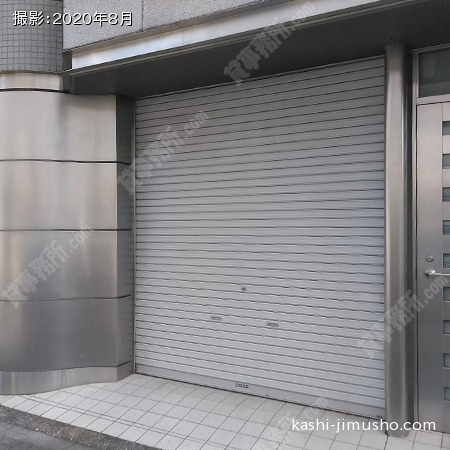 貸室入口(1階)