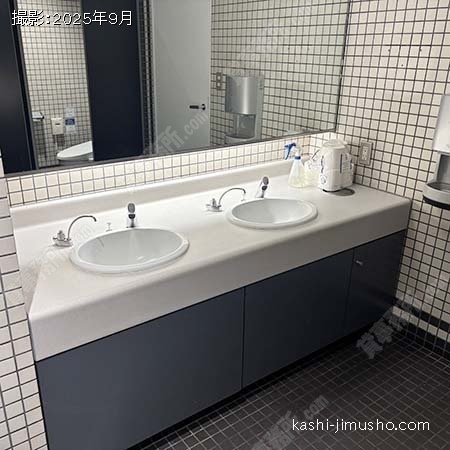 男性トイレ