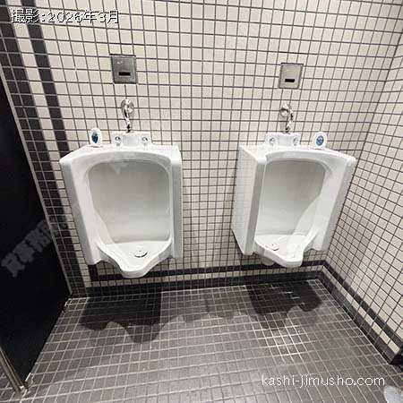 男性トイレ