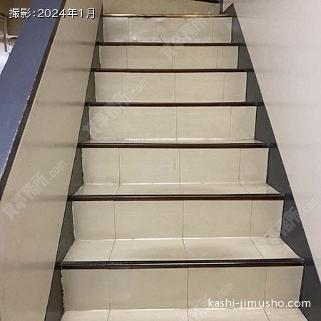 共用階段