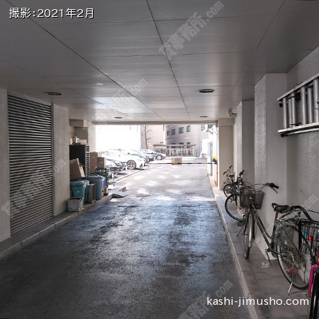 駐車場入口