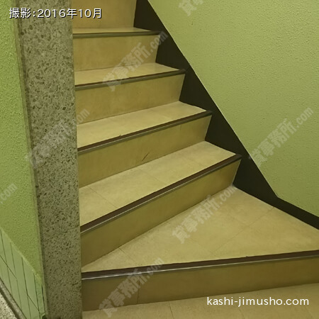 共用階段