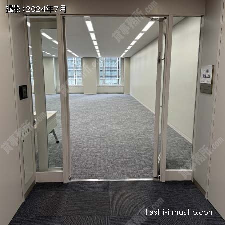 貸室入口(19階141.25坪)