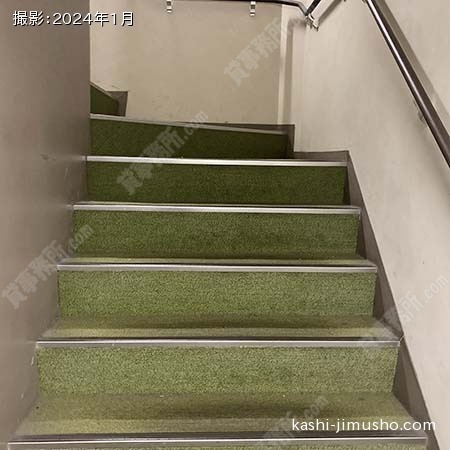 共用階段
