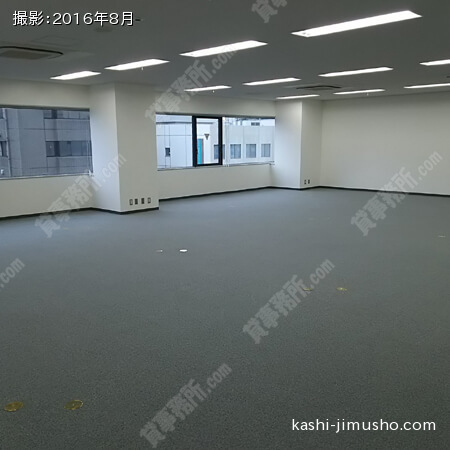 貸室内(8階)