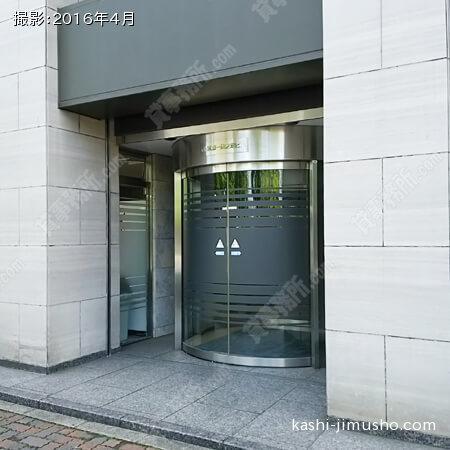 ビル入口