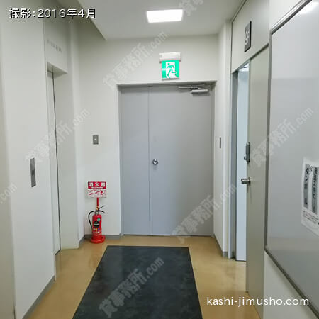 各階のエレベーターホール