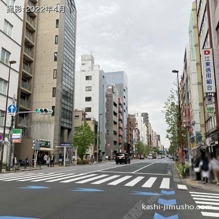 前面道路(春日通り)