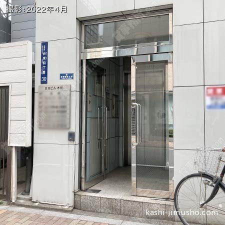 ビル入口