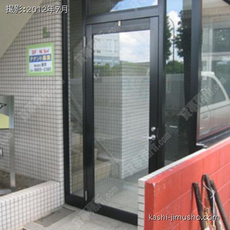  ビル入口