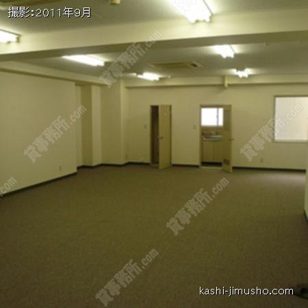室内 