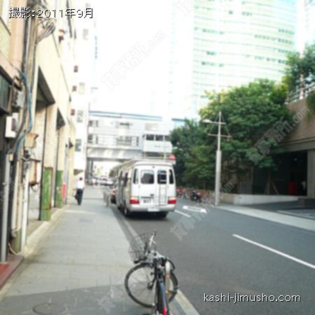 前面道路 
