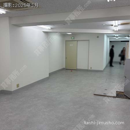 貸室内(B1階)
