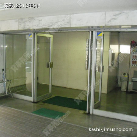 玄関ドア