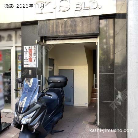 ビル入口