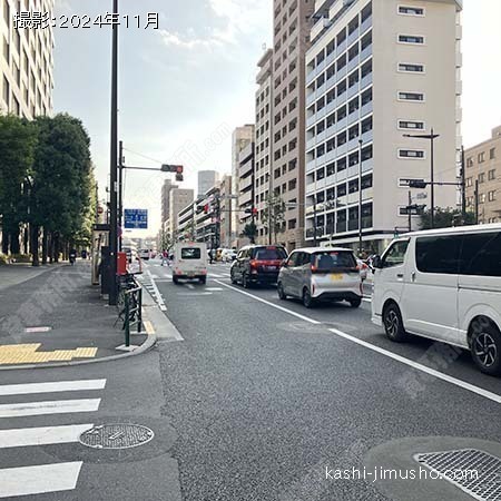 前面道路(外苑東通り)