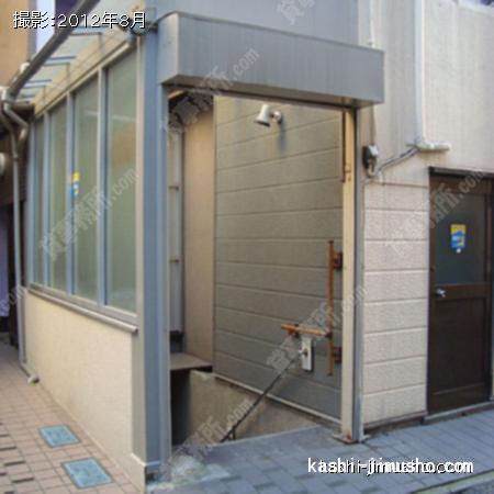 地下出入口