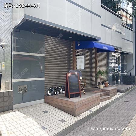 ビル前面