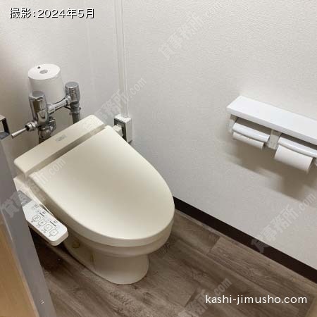 男性トイレ