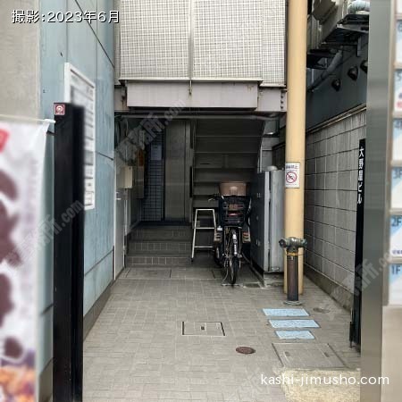 ビル入口