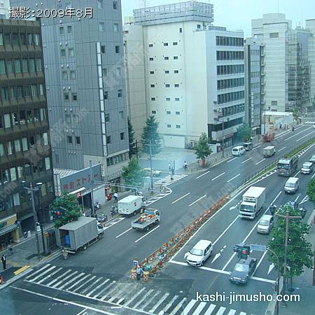 ６階から新宿通りを望む 