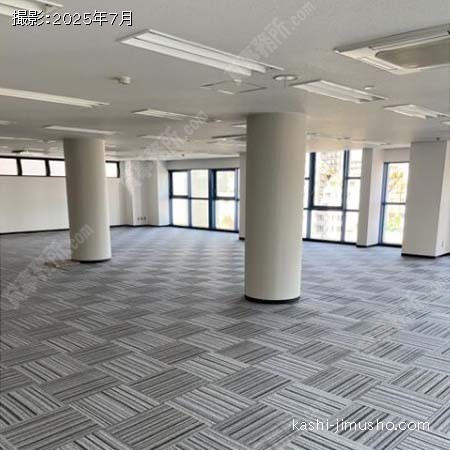 貸室内(8階)
