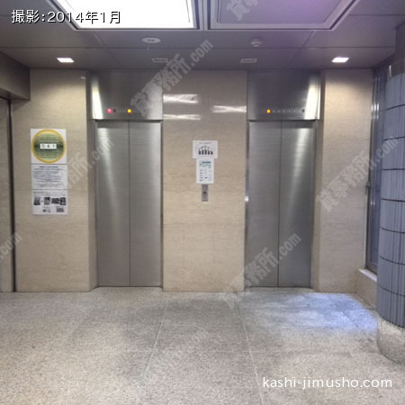 エレベーター２基