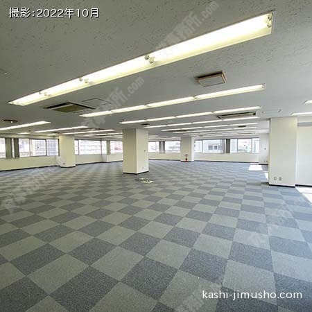 貸室内