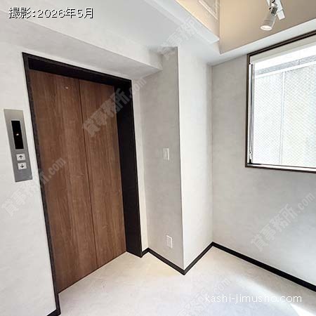貸室階エレベーターホール 貸室階エレベーターホール