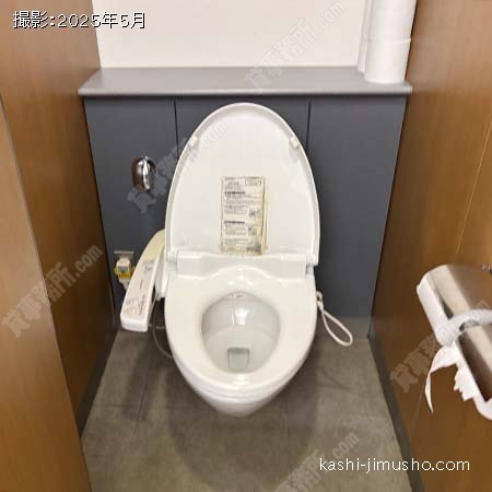 男性トイレ
