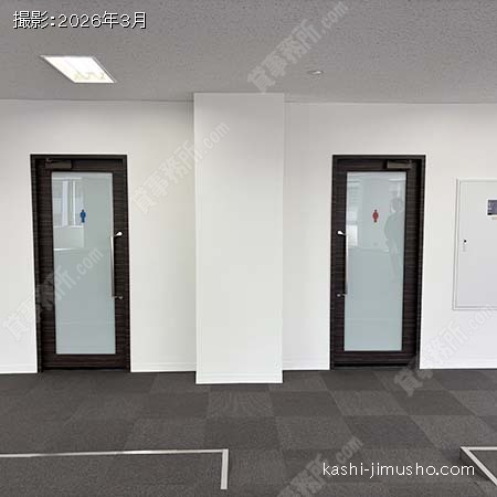 室内男女別トイレ