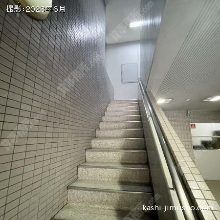 共用階段