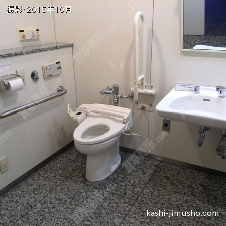 多目的トイレ