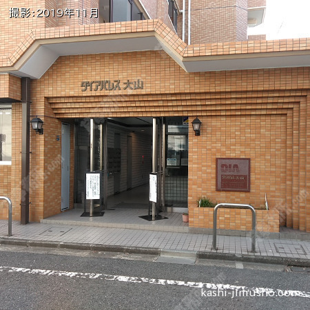 建物入口