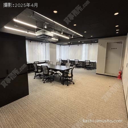 貸室内(8階)
