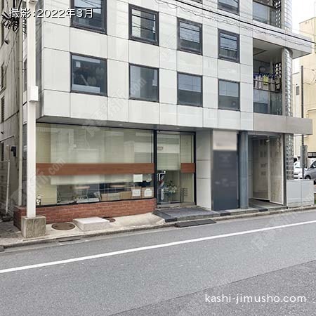 ビル前面