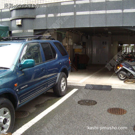 駐車場スペース