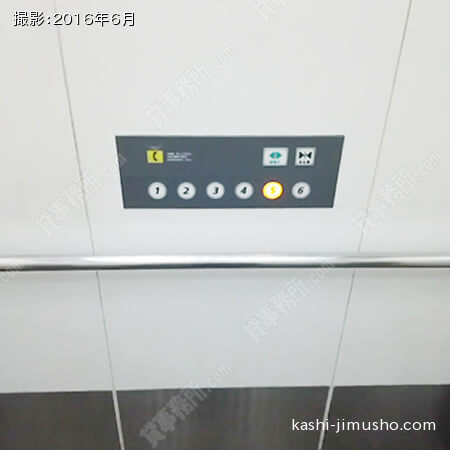 車いす対応エレベーター