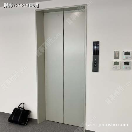 貸室階エレベーター