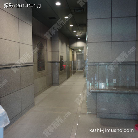 エントランス ホール