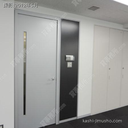  貸室入口