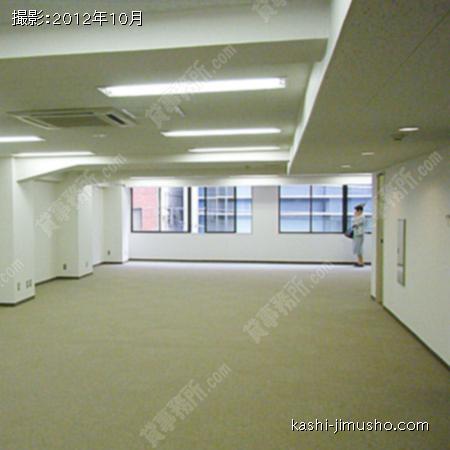 貸室内