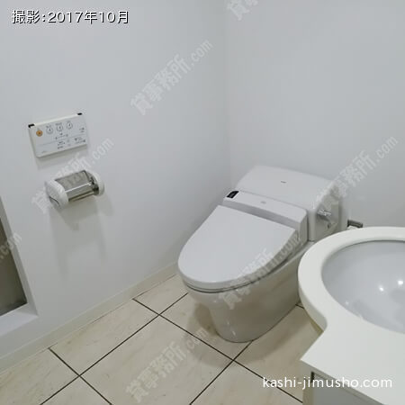 4F 男女別トイレ