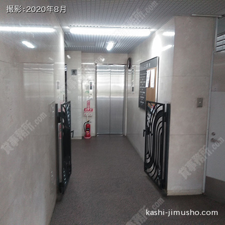 エントランス エントランス