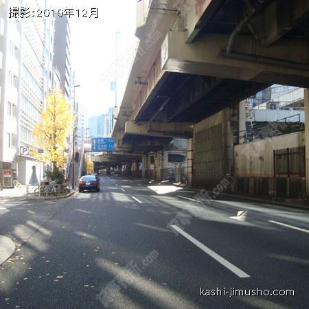  前面道路（昭和通り）